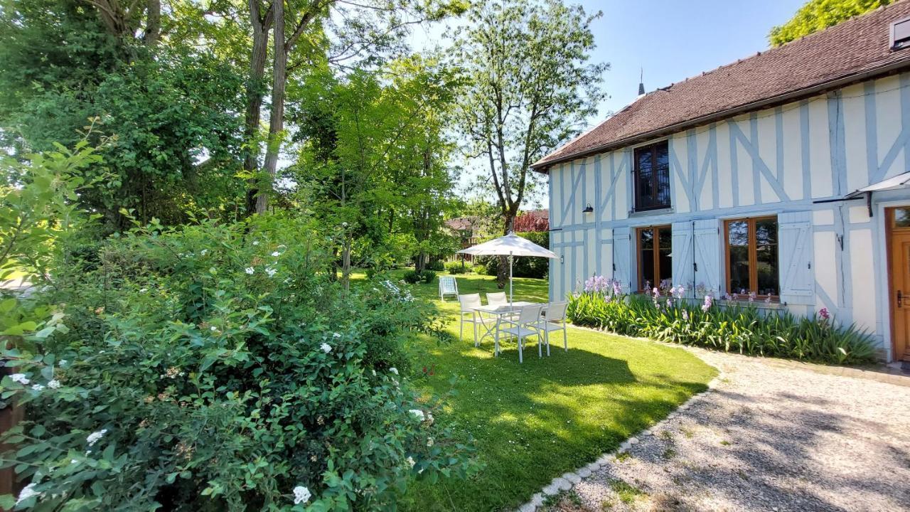 Domaine Du Carouge Otel Lirey Dış mekan fotoğraf